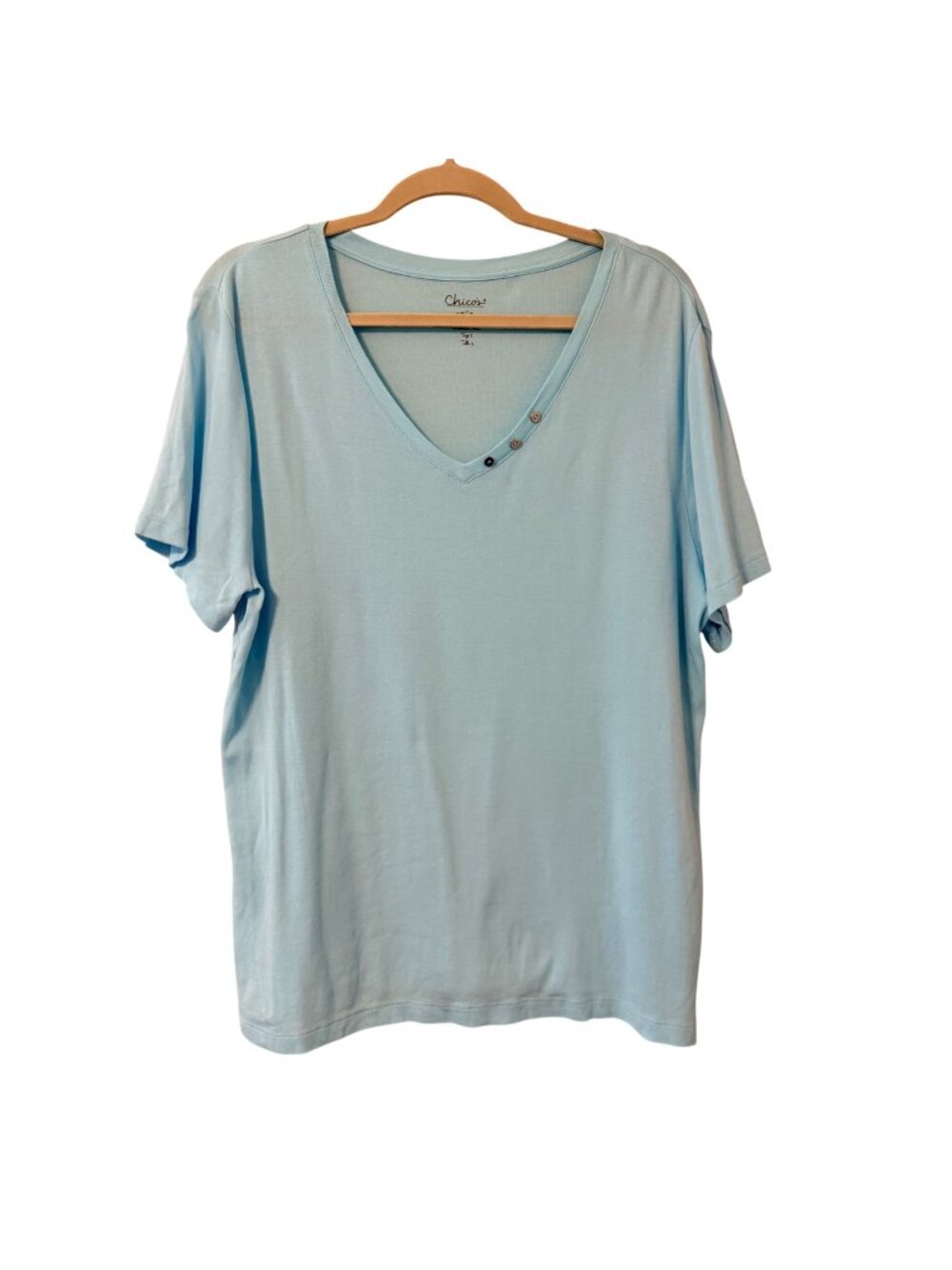 Chicos Light Blue V-Neck Cotton T-Shirt With Decorative Button Detail Size XL
